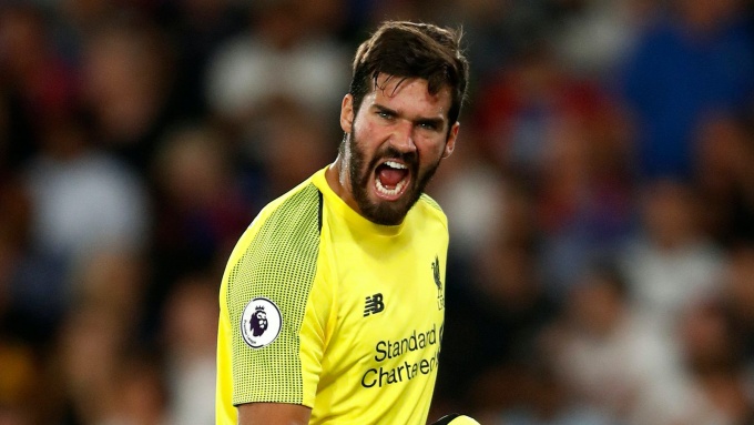Bất ngờ Alisson Becker