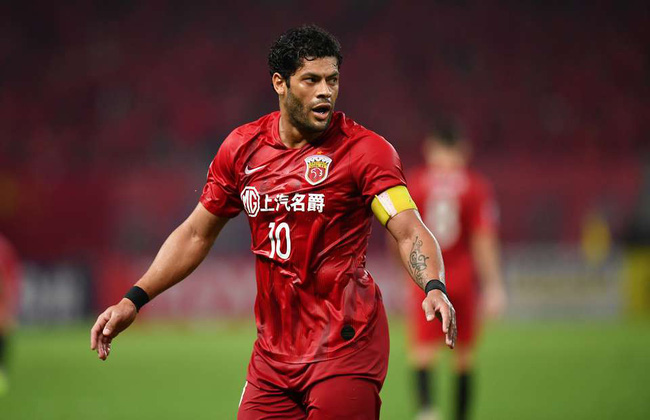 Top 5 cầu thủ có lực sút mạnh nhất thế giới: Ronaldo xếp cuối